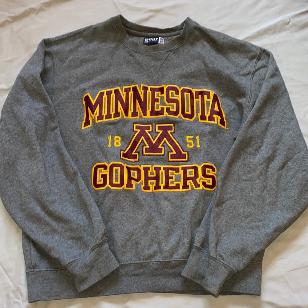 Women’s Small Minnesota Gophers sweatshirt